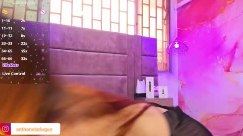 anthonelaDuque online show from 12-12-24, 01:49