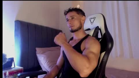 Adonys Creeb online show from 09-18-25, 06:48