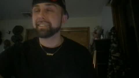 Snapshot of anthonym3 chatting on 11-29-25, 01:08 Ant online show from 11-29-25, 01:08