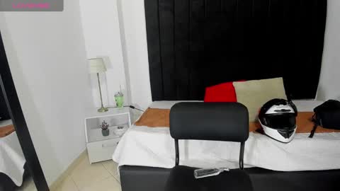       online show from 12-11-24, 03:02