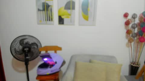 Snapshot of anthoy_wayans chatting on 02-03-26, 12:42 online show from 02-03-26, 12:42