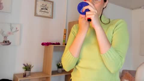 Antonella online show from 10-24-25, 12:12