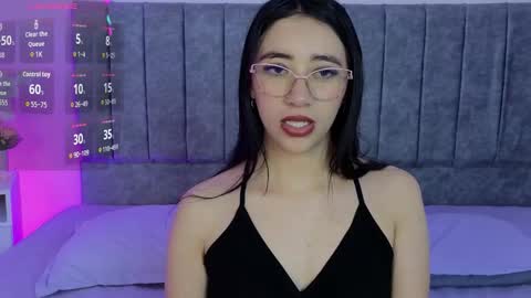 Snapshot of antonella01_cf chatting on 10-20-25, 07:58 antonella online show from 10-20-25, 07:58