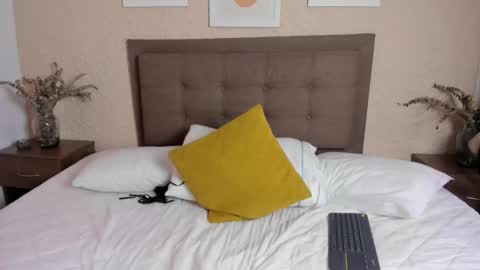 Antonella  online show from 01-14-26, 02:12