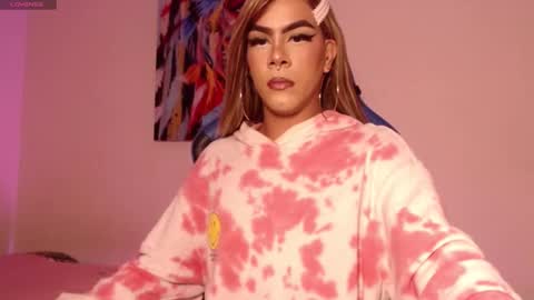 Antonella online show from 11-24-25, 10:15