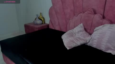 antonella_foxxxx online show from 12-16-25, 03:06