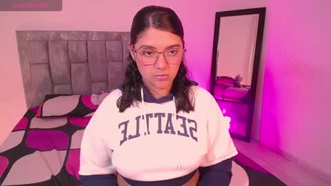 Antonella online show from 11-28-25, 10:23