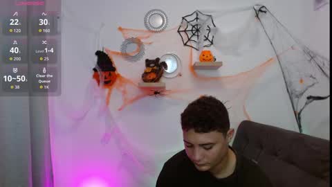 Antonella y Brian online show from 10-27-25, 07:07