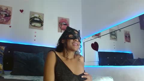 Snapshot of antonella_pink2 chatting on 11-20-25, 03:34 antonella online show from 11-20-25, 03:34