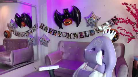 Antonella  online show from 10-26-25, 03:45