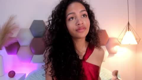 AntonellaHall  online show from 02-15-25, 03:50