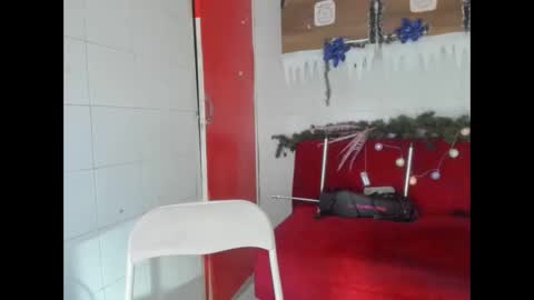 Snapshot of antonellakling_ chatting on 12-31-24, 08:04 ANTONELLA online show from 12-31-24, 08:04