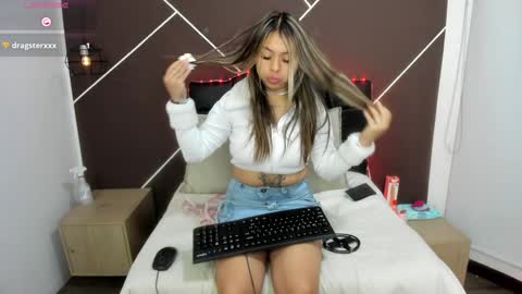 A N T O N E L L A online show from 01-23-25, 11:37