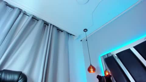 A N T O N E L L E  online show from 12-27-24, 02:22
