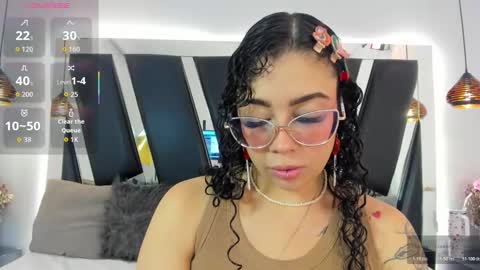 A N T O N E L L E  online show from 11-05-25, 11:32