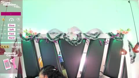 A N T O N E L L E  online show from 12-16-25, 11:15