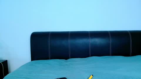 antonia98x online show from 02-19-25, 10:31