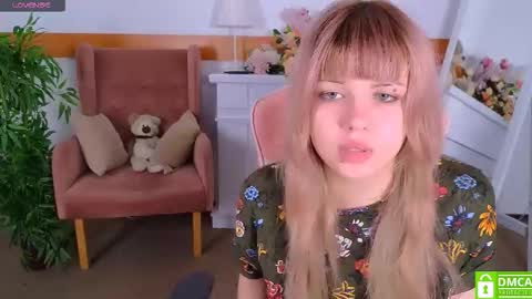 antonia_ferrero online show from 10-18-25, 06:58