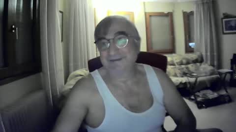 Antonio online show from 12-12-24, 07:04