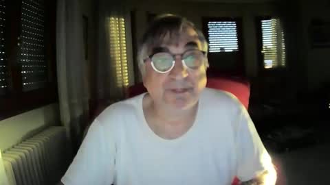 Antonio online show from 12-17-24, 04:11