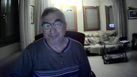 Antonio online show from 01-23-25, 01:08