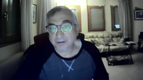 Antonio online show from 02-08-25, 01:43