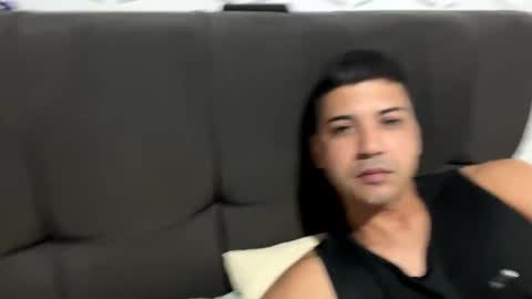 Snapshot of antoniodosul chatting on 10-13-25, 06:46 antoniodosul online show from 10-13-25, 06:46