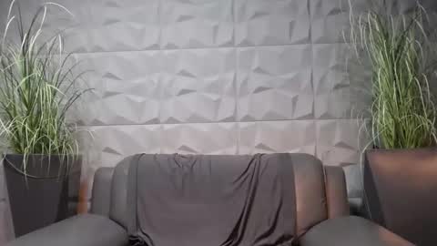 HI My name is Antonio online show from 12-18-24, 12:10