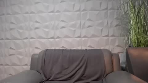 HI My name is Antonio online show from 12-18-24, 11:19