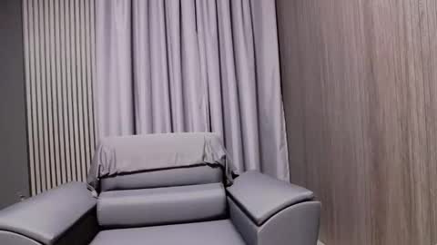 HI My name is Antonio online show from 11-12-25, 07:57