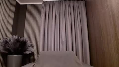 HI My name is Antonio online show from 11-28-25, 08:00