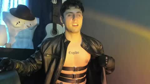 antonnello_ online show from 10-08-25, 05:21