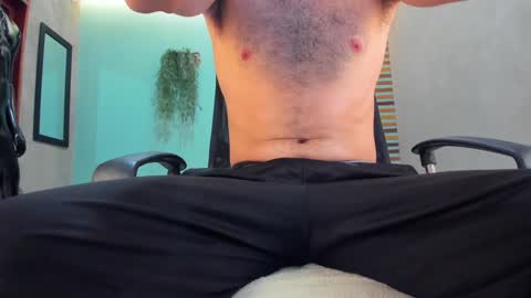 Juan Camilo online show from 12-24-24, 06:28
