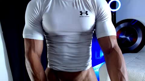 Instagram miguelangel1802  online show from 11-03-25, 05:47