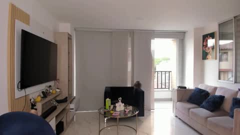 Maria Antonia online show from 10-06-25, 10:29