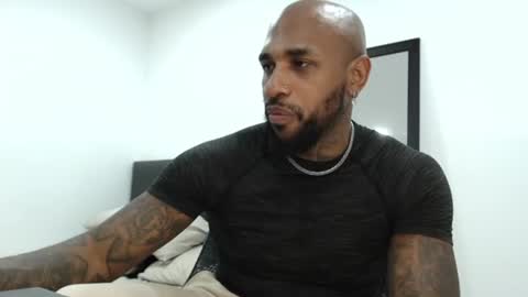 antwanblack11 online show from 01-31-25, 03:20