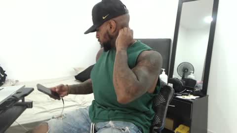 antwanblack11 online show from 09-13-25, 03:01