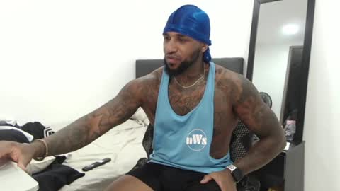 antwanblack11 online show from 09-28-25, 05:51