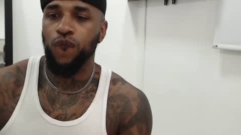 antwanblack11 online show from 10-08-25, 03:37