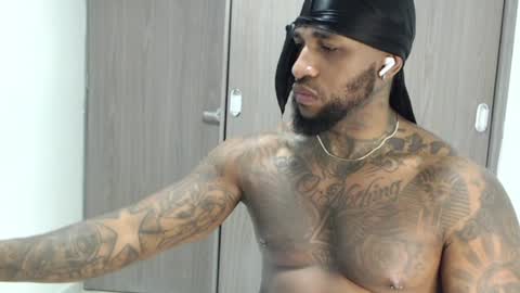 antwanblack11 online show from 11-12-25, 02:56