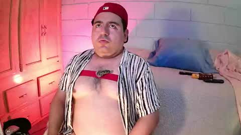 Snapshot of anuarfox chatting on 11-02-25, 12:07 AnuarFox online show from 11-02-25, 12:07