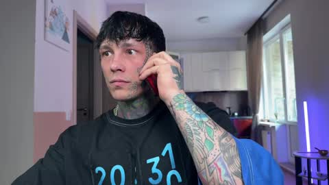 Snapshot of anubisgod88 chatting on 03-29-26, 07:08 Tom online show from 03-29-26, 07:08