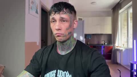 Snapshot of anubisgod88 chatting on 04-05-26, 08:33 Tom online show from 04-05-26, 08:33