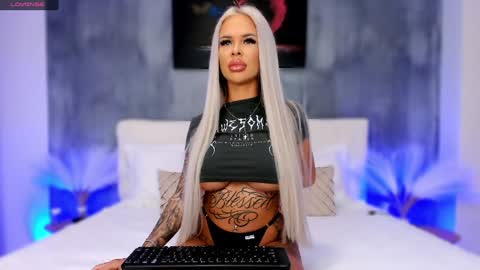 anyas_dolce online show from 12-20-24, 06:13