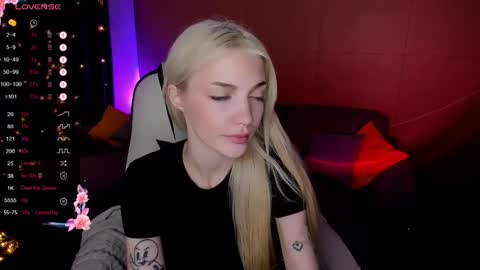 Anya online show from 10-21-25, 02:23