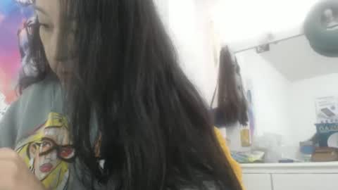 Snapshot of anysophy chatting on 10-25-25, 09:31 SOFFIA online show from 10-25-25, 09:31