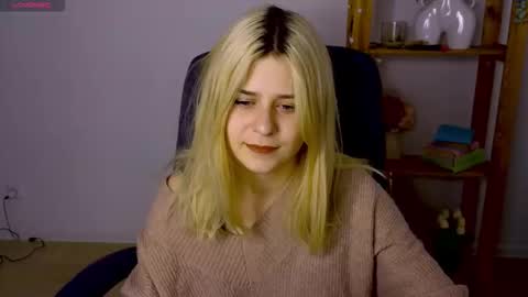 Snapshot of apheliastar chatting on 11-04-25, 03:44 ApheliaStar online show from 11-04-25, 03:44