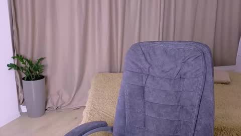 Snapshot of apheliastar chatting on 11-22-25, 03:11 ApheliaStar online show from 11-22-25, 03:11