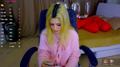 ApheliaStar online show from 02-15-26, 03:53