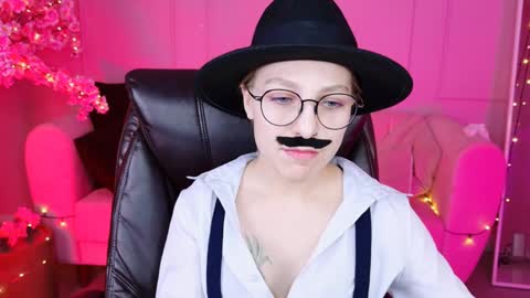 APHEX QUEEN online show from 12-13-24, 07:32